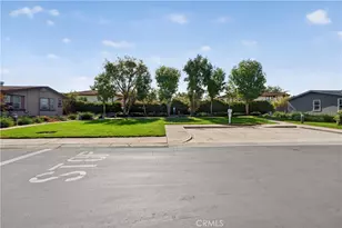 123 Madrid, Tustin, CA 92780 - Photo 44