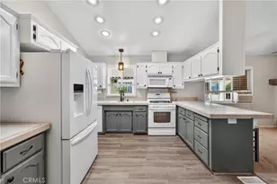 123 Madrid, Tustin, CA 92780 - Photo 16