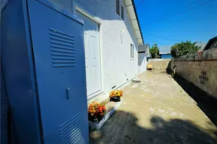 10372 Mariposa, South Gate, CA 90280 - Photo 16