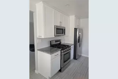 205 13th Street #D, Huntington Beach, CA 92648 - Photo 24
