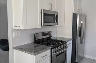 205 13th St, Huntington Beach, CA 92648 - Photo 24