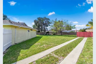 5572 Nevada Drive, Huntington Beach, CA 92647 - Photo 32
