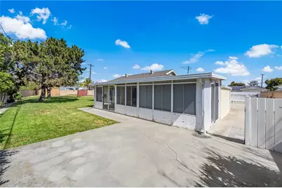 5572 Nevada Drive, Huntington Beach, CA 92647 - Photo 24