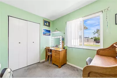5572 Nevada Drive, Huntington Beach, CA 92647 - Photo 12