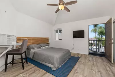 606 Lake Street #22, Huntington Beach, CA 92648 - Photo 18