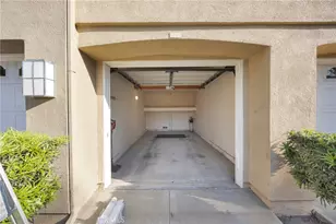 147 Gallery, Tustin, CA 92782 - Photo 14