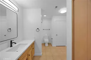 147 Gallery, Tustin, CA 92782 - Photo 10