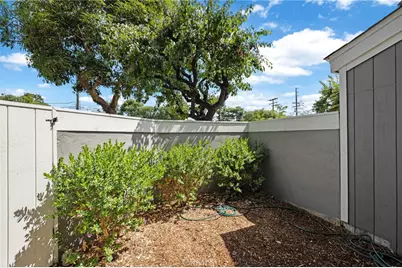 2640 W Segerstrom Ave. #B, Santa Ana, CA 92704 - Photo 6