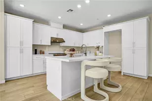 27260 Debut, Valencia, CA 91381 - Photo 8