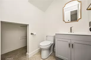 82 Santa Barbara Ct, Lake Forest, CA 92610 - Photo 22
