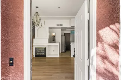 82 Santa Barbara Court, Lake Forest, CA 92610 - Photo 4