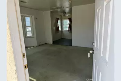 323 Elm, Inglewood, CA 90301 - Photo 16