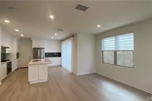 110 Sunnyside, Irvine, CA 92618 - Photo 6