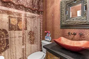 7773 La Cresta St, Highland, CA 92346 - Photo 18