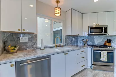 189 Encantado, Rancho Santa Margarita, CA 92688 - Photo 8