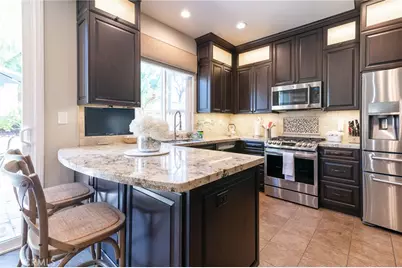 44 Willowbrook Lane, Rancho Santa Margarita, CA 92688 - Photo 4