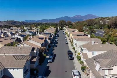 44 Willowbrook Lane, Rancho Santa Margarita, CA 92688 - Photo 40