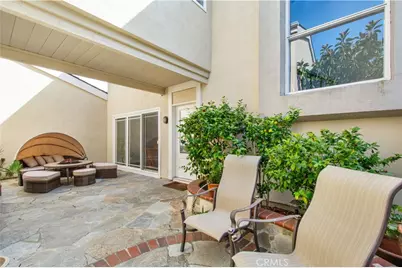 7246 Seashark, Huntington Beach, CA 92648 - Photo 2