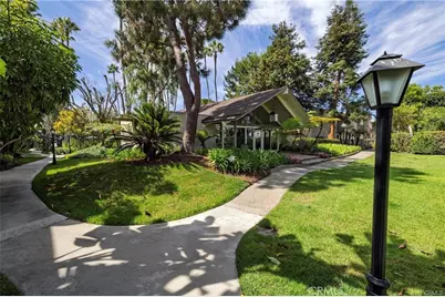 16721 Castaway, Huntington Beach, CA 92649 - Photo 30