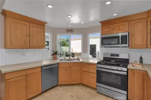 16721 Castaway, Huntington Beach, CA 92649 - Photo 12