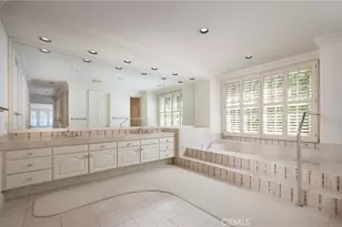 2 Chatham Ct, Newport Beach, CA 92660 - Photo 10