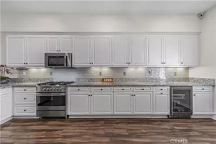 135 Neptune, Irvine, CA 92618 - Photo 4