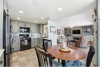 22246 Lantern Lane, Lake Forest, CA 92630 - Photo 12