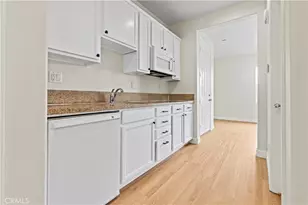 6895 Riverglen Ct, Eastvale, CA 92880 - Photo 36