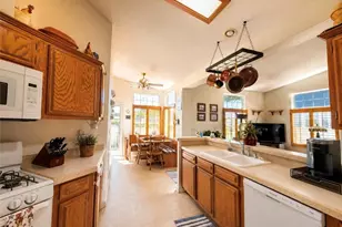 4252 Lahaina Dr, Huntington Beach, CA 92649 - Photo 2