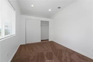 5211 Calatrana Dr, Woodland Hills, CA 91364 - Photo 24