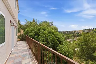 5211 Calatrana Dr, Woodland Hills, CA 91364 - Photo 26