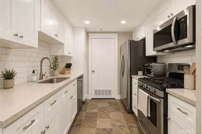 17661 Sergio Circle #Ci103, Huntington Beach, CA 92647 - Photo 6