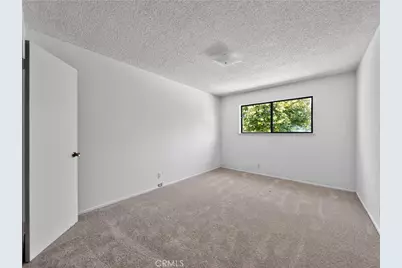 6951 Lenis, Huntington Beach, CA 92647 - Photo 20