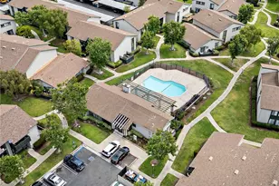 23252 Orange, Lake Forest, CA 92630 - Photo 20