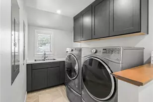 817 Main St, Huntington Beach, CA 92648 - Photo 64