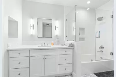 817 Main Street, Huntington Beach, CA 92648 - Photo 42
