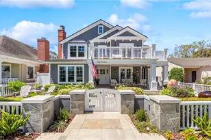 817 Main St, Huntington Beach, CA 92648 - Photo 2