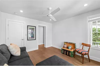 817 Main Street, Huntington Beach, CA 92648 - Photo 10