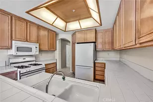 2315 Cascade, Tustin, CA 92782 - Photo 12