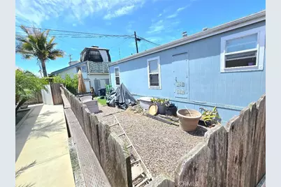 21752 Pacific Coast Hwy #7A, Huntington Beach, CA 92646 - Photo 14