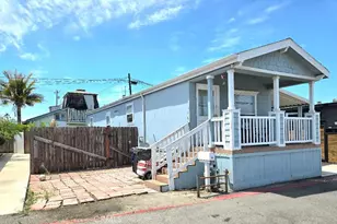 21752 Pacific Coast Hwy, Huntington Beach, CA 92646 - Photo 4