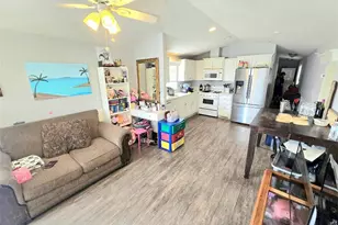 21752 Pacific Coast Hwy, Huntington Beach, CA 92646 - Photo 6