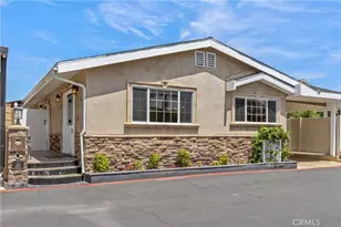 142 Liberty, Newport Beach, CA 92660 - Photo 2