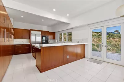 2365 Hillview Drive, Laguna Beach, CA 92651 - Photo 14