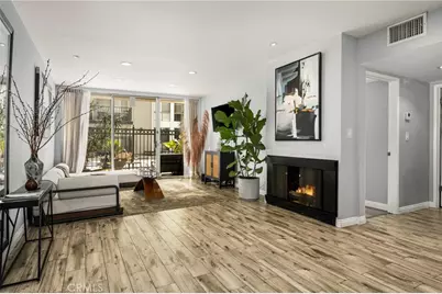 1351 N Crescent Heights #114, West Hollywood, CA 90046 - Photo 4