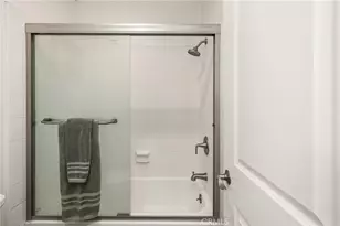 1351 N Crescent Heights, West Hollywood, CA 90046 - Photo 18