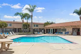 700 W La Veta, Orange, CA 92868 - Photo 32