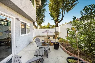 19752 Bromley Ln, Huntington Beach, CA 92646 - Photo 22