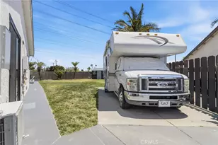 16842 16846 Lucia Ln, Huntington Beach, CA 92647 - Photo 56