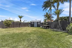 16842 Lucia Ln, Huntington Beach, CA 92647 - Photo 46